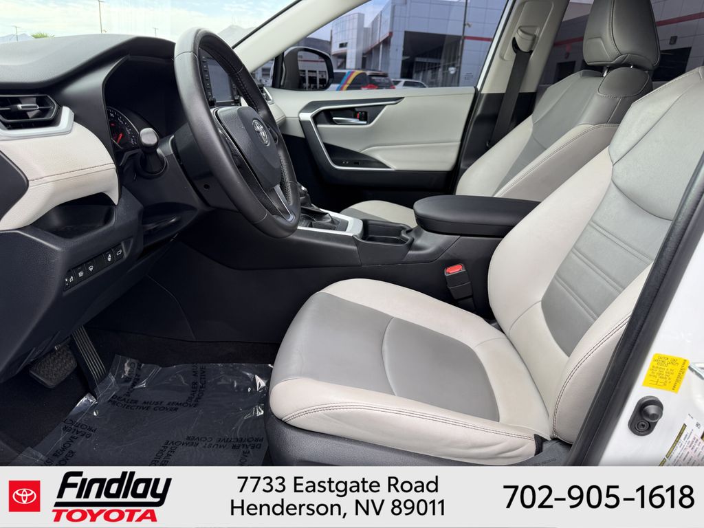 Used 2020 Toyota RAV4 SUV