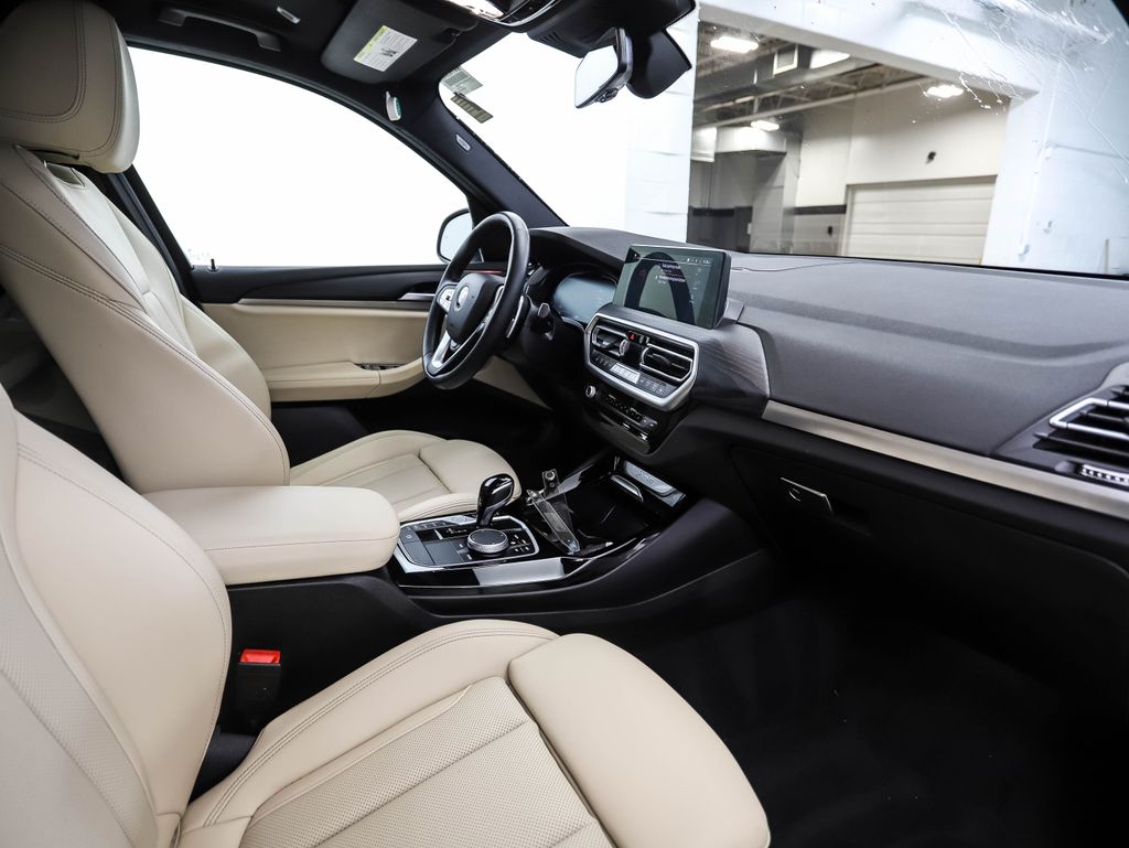 Thumbnail: 2023 BMW X3 - 30