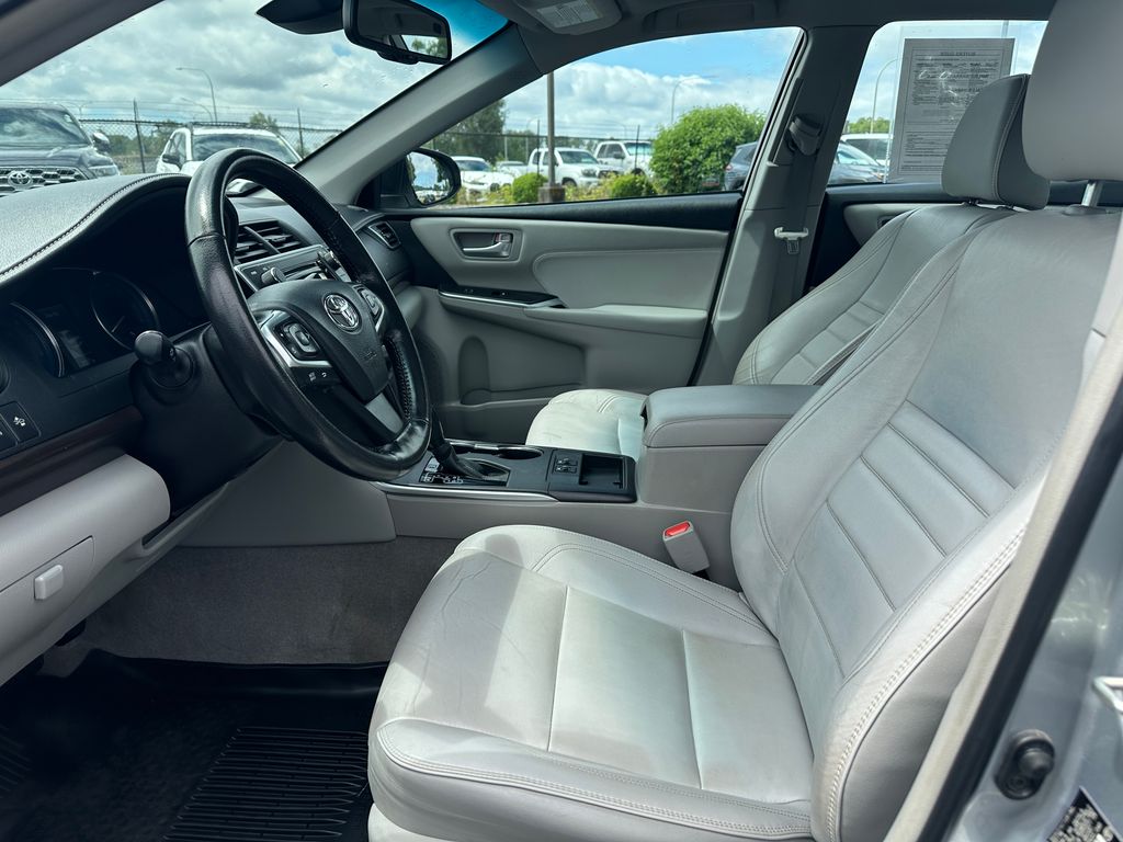 2016 Toyota Camry XLE