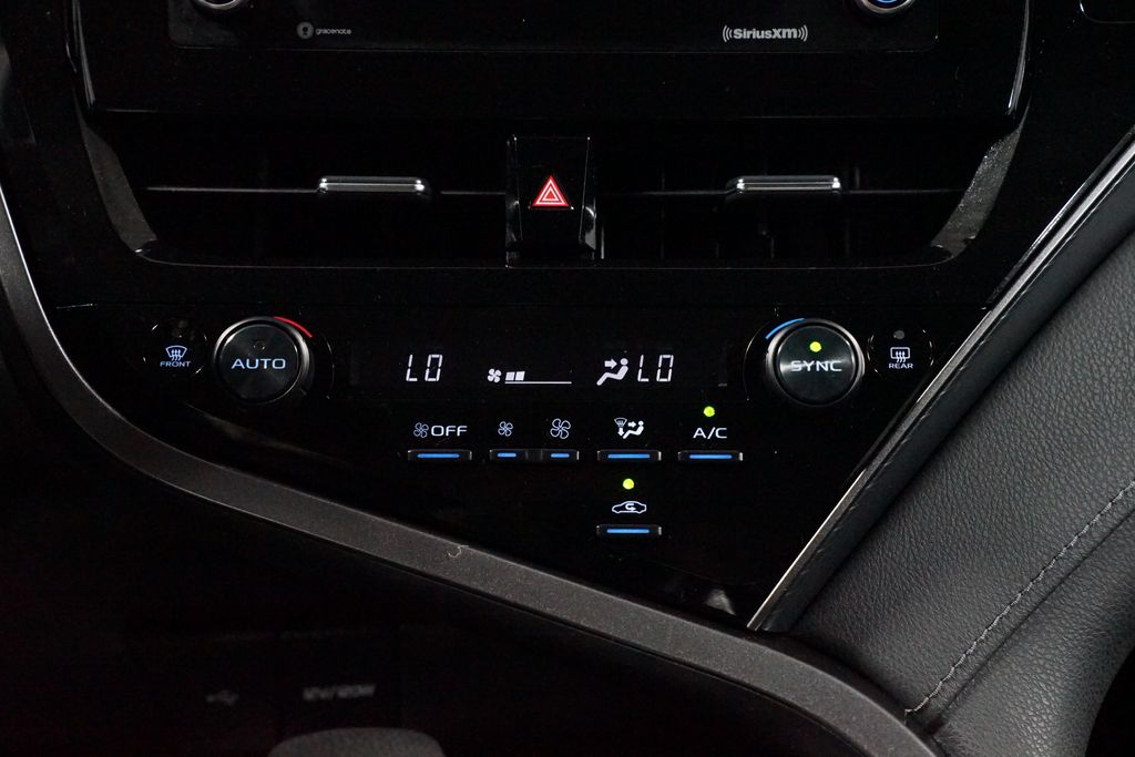 Thumbnail: 2023 Toyota Camry - 19