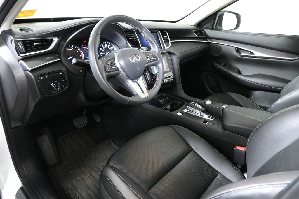 Thumbnail: 2023 INFINITI QX50 - 4