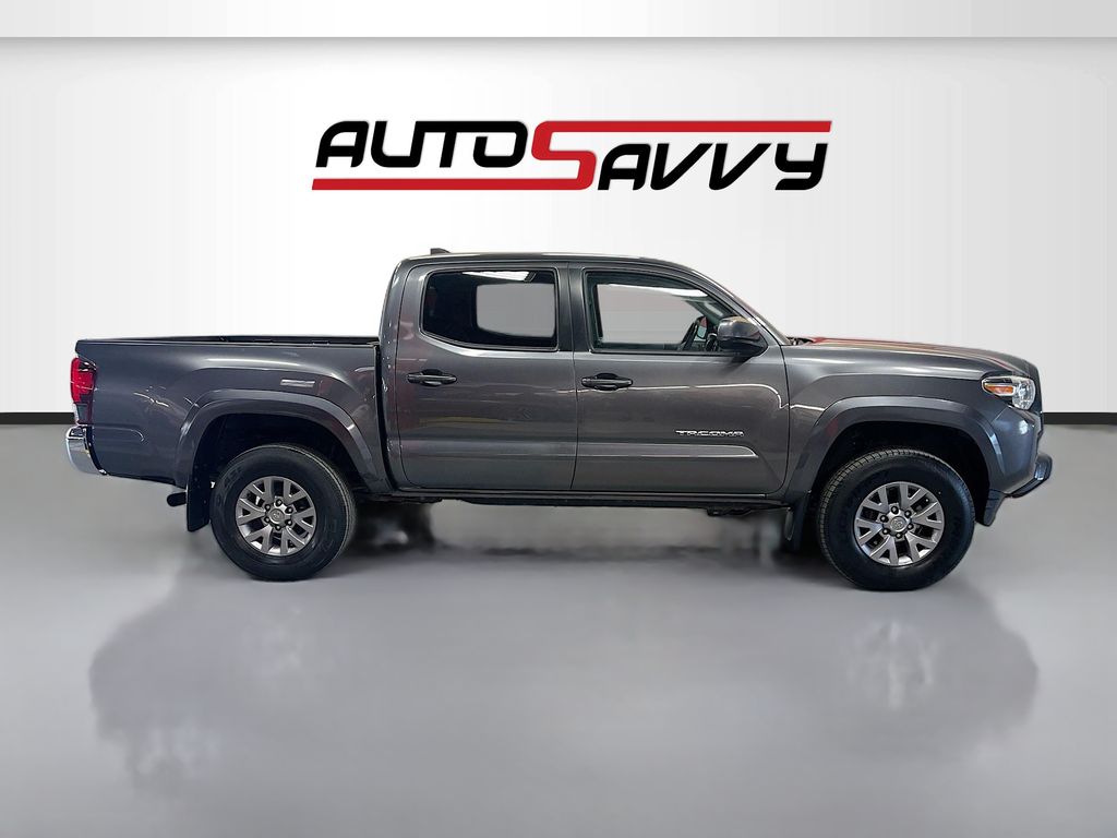 Used 2019 Gray Toyota SR5 image 8