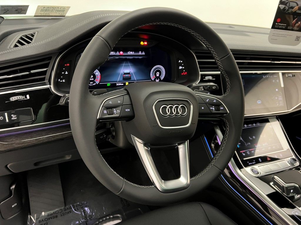 Thumbnail: 2026 Audi Q7 - 28