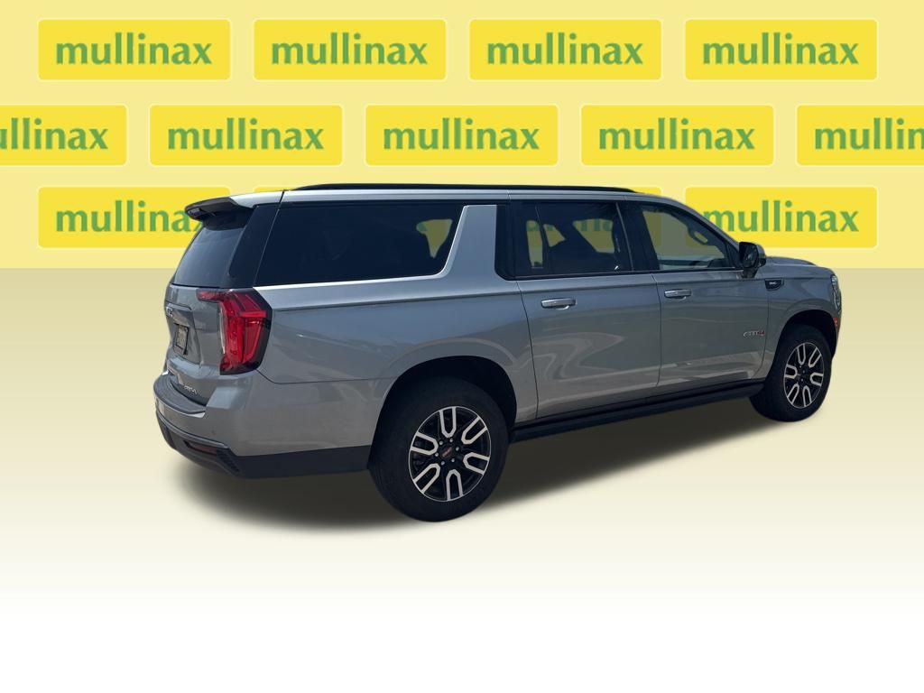 Used 2023 Silver GMC AT4 image 3