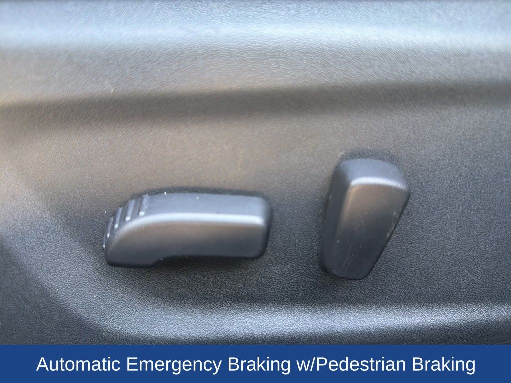 2022 Nissan Altima SR FWD