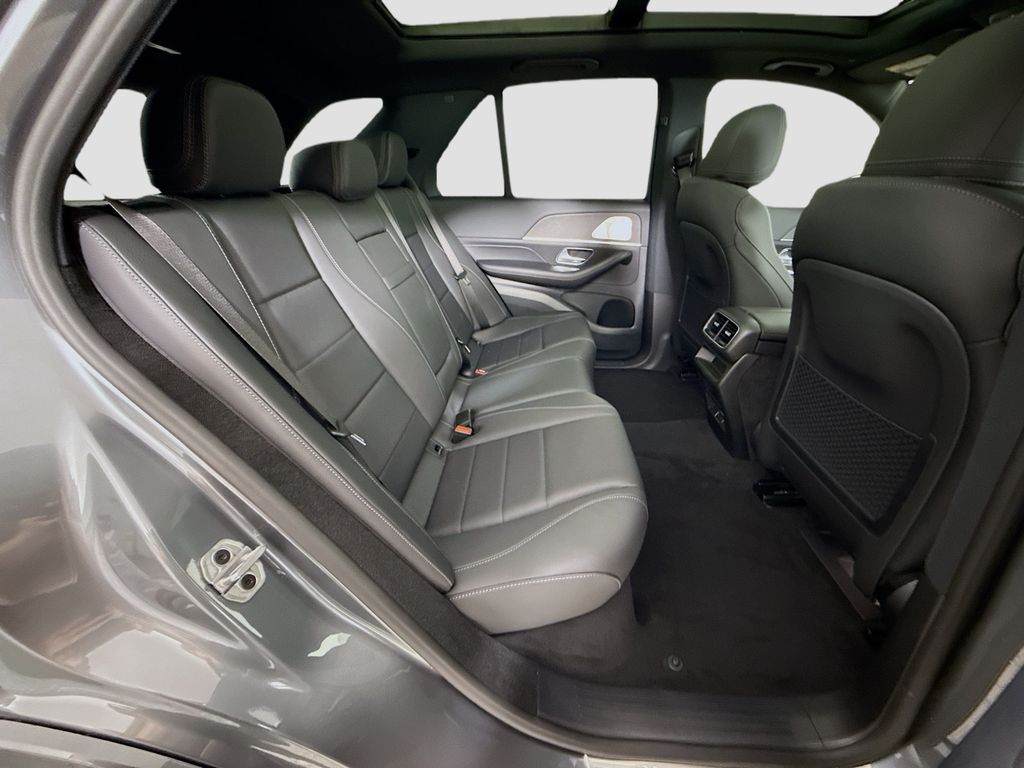 Thumbnail: 2026 Mercedes-Benz GLE - 23