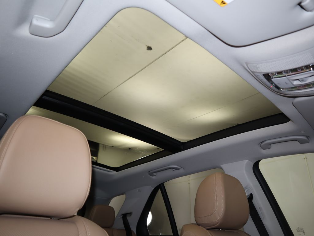 Thumbnail: 2024 Mercedes-Benz GLE - 19