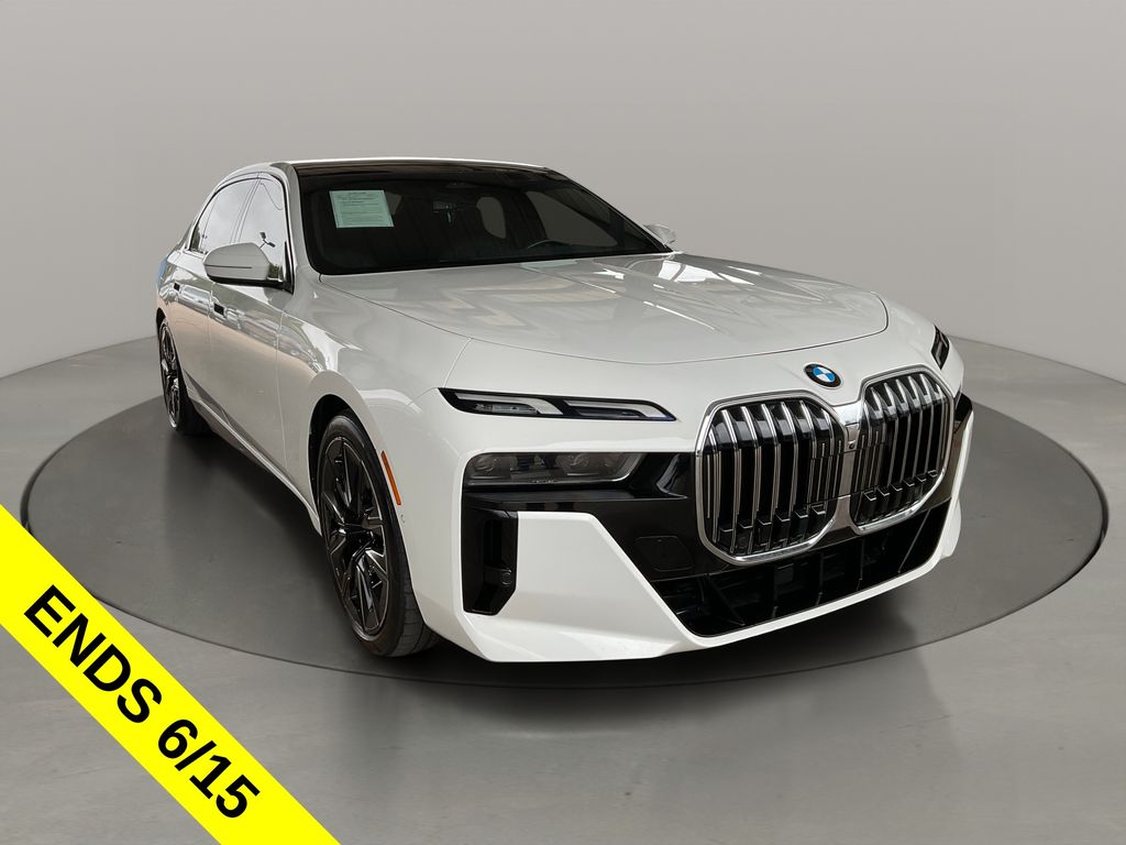 Alpine White 2023 BMW 7 Series 740i RWD Sedan Rear-Wheel Drive 8-Speed Automatic