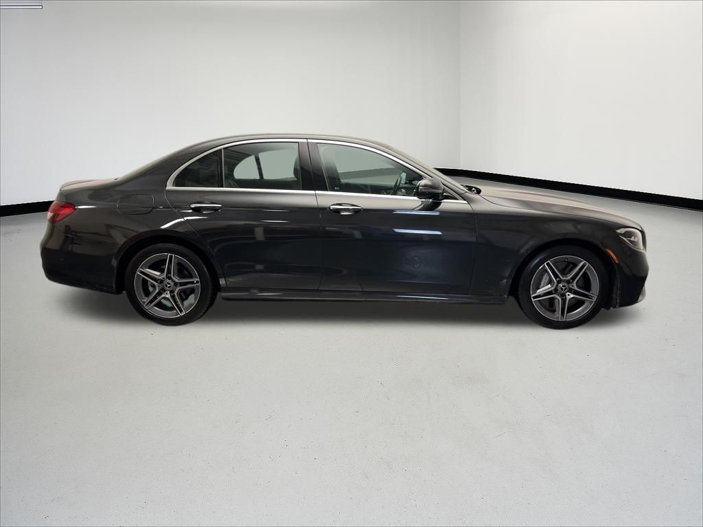 Thumbnail: 2023 Mercedes-Benz E-Class - 6