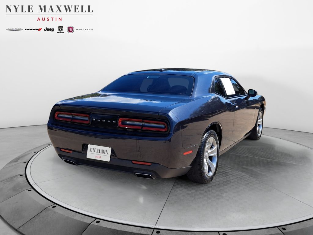 Used Car 2016 Dodge Challenger  Sxt For Sale Under $20,000 In Austin, Texas
