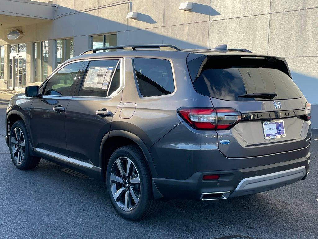 Thumbnail: 2025 Honda Pilot - 4