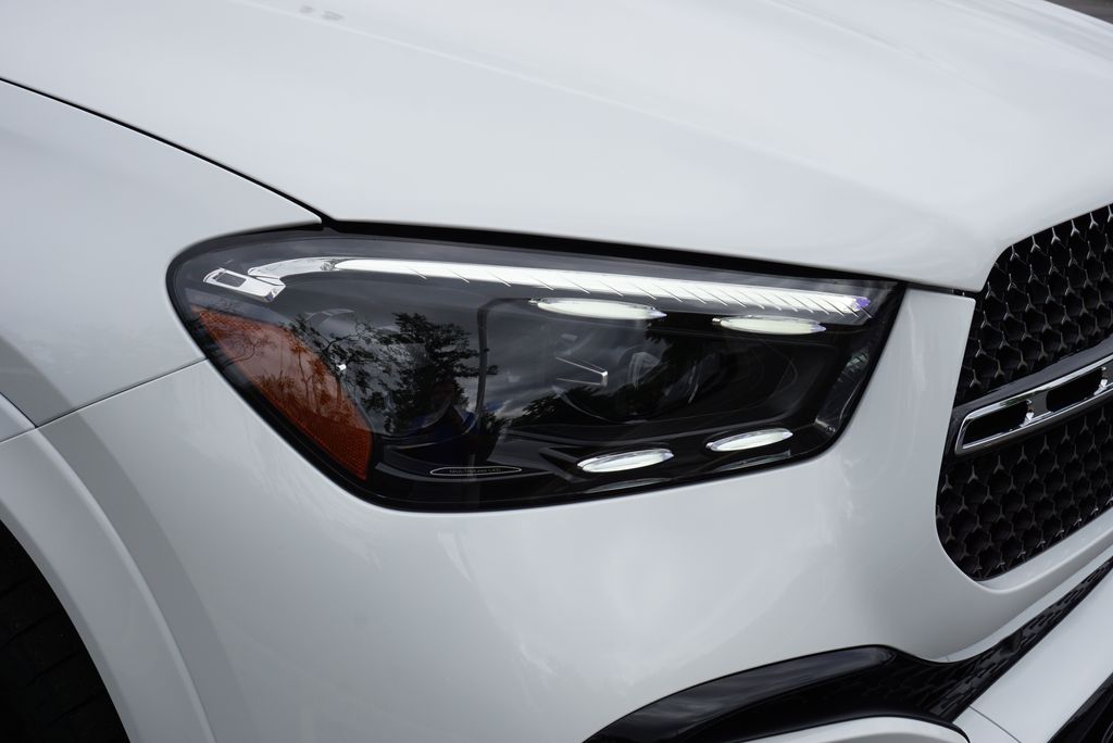 Thumbnail: 2026 Mercedes-Benz GLE - 10