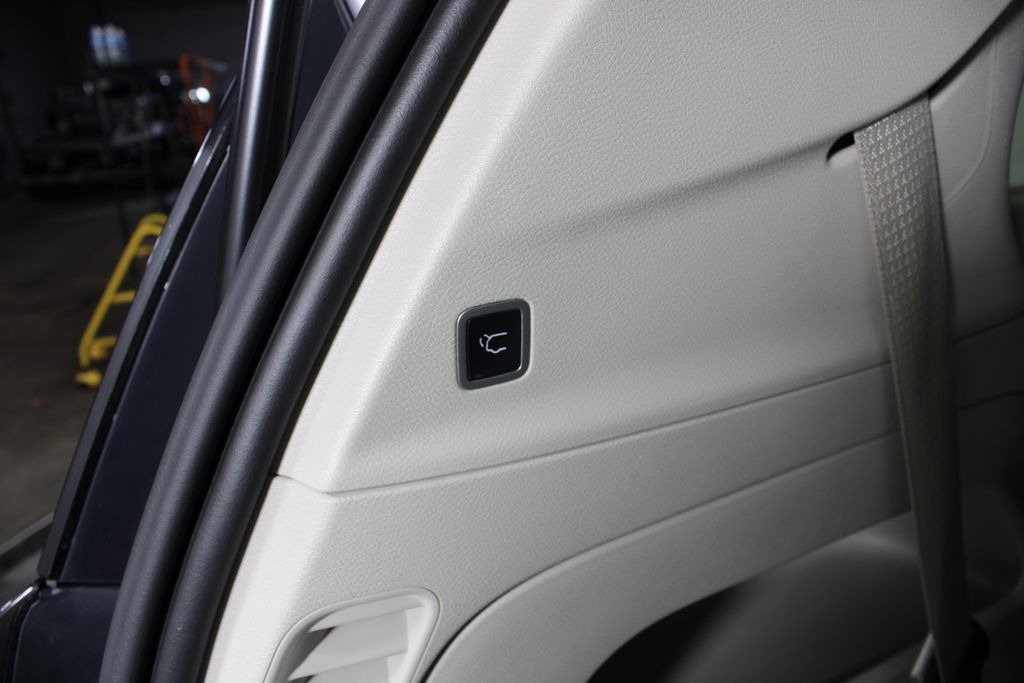 Used 2023 Chrysler Pacifica for sale in 