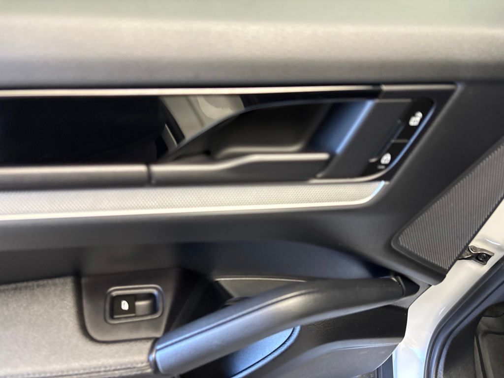 Thumbnail: 2024 Porsche Cayenne - 19