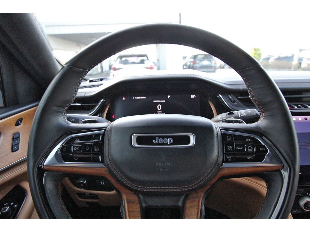 Used 2022 Jeep Grand Cherokee SUV