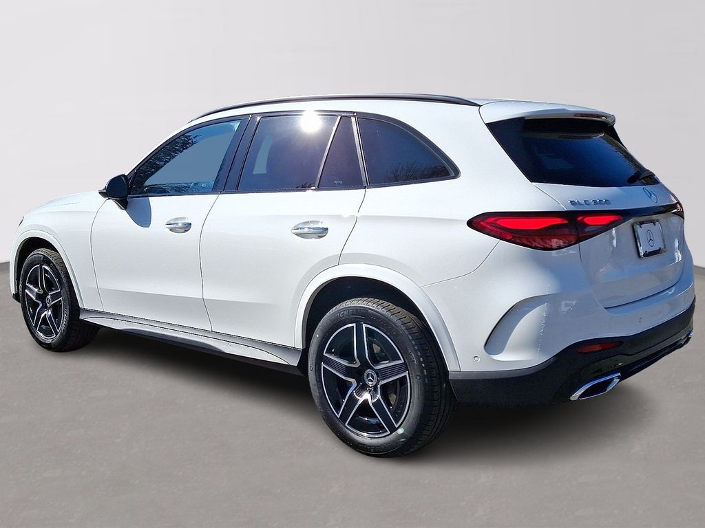 Thumbnail: 2026 Mercedes-Benz GLC - 4