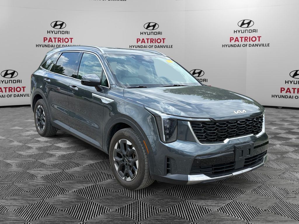 Gray (Gravity Grey) 2025 Kia Sorento SUV / Crossover Front-Wheel Drive 8-Speed Automatic