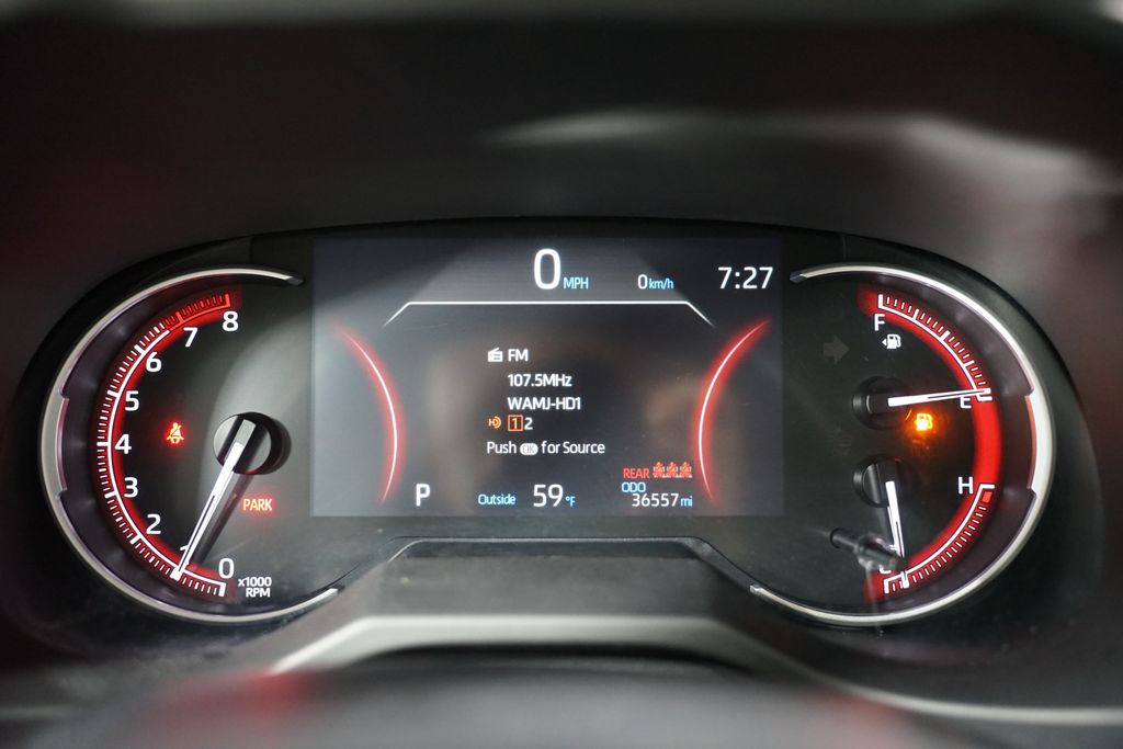 2024 Toyota RAV4 XLE 15