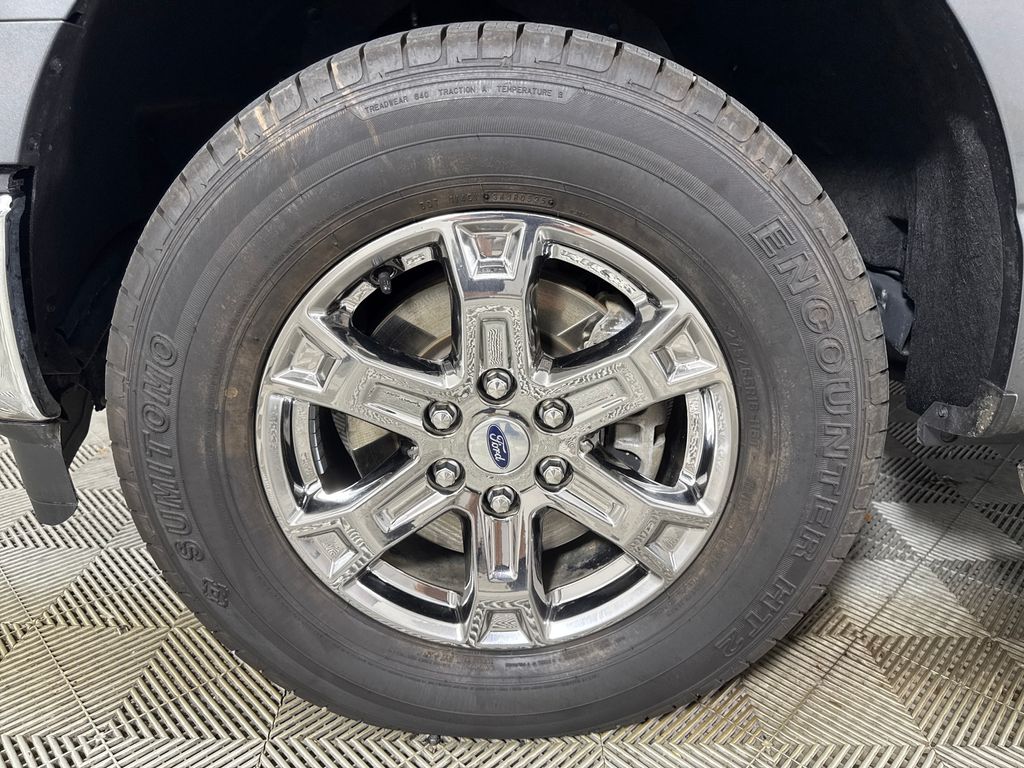 Certified Used 2023 Gray Ford XLT image 13