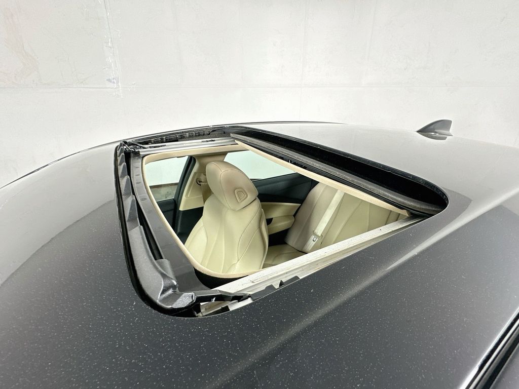 used 2023 Acura TLX car, priced at $27,299