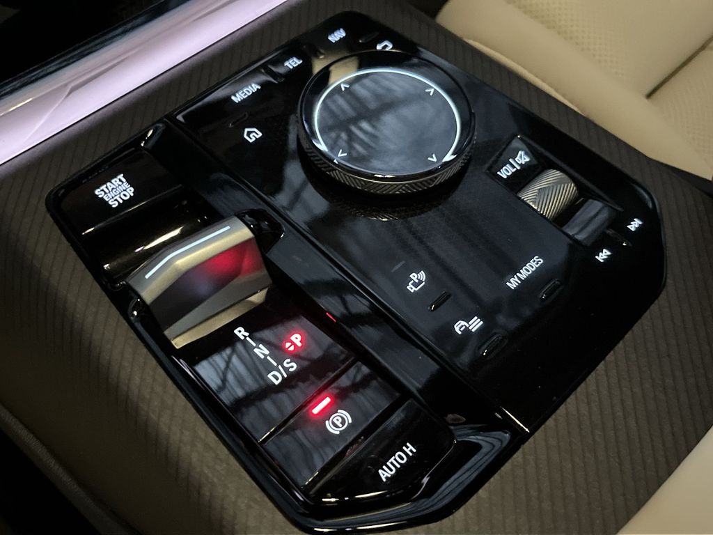 Thumbnail: 2026 BMW X3 - 20