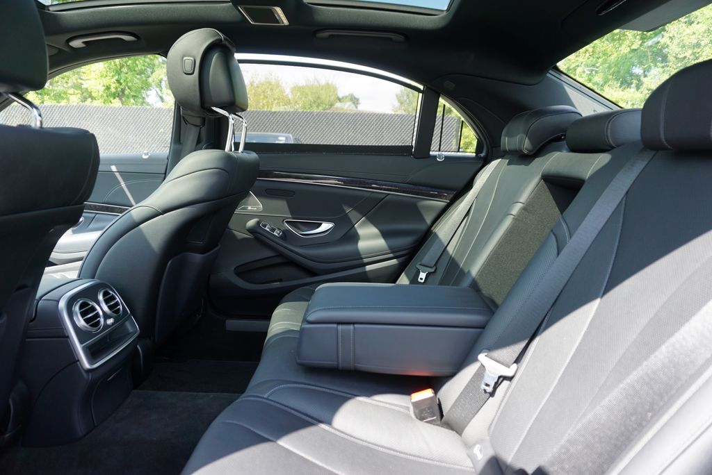 Thumbnail: 2017 Mercedes-Benz S-Class - 13