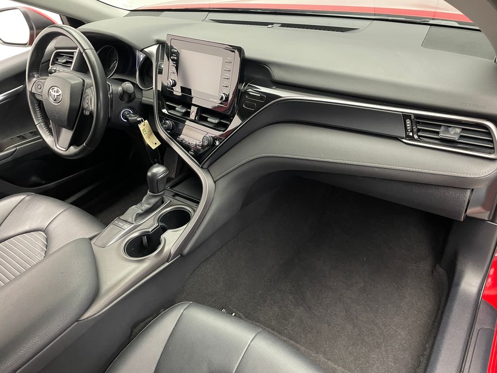 Thumbnail: 2023 Toyota Camry - 17