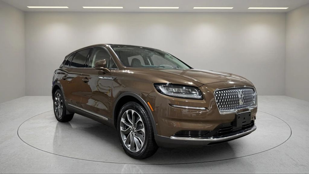 2022 Lincoln Nautilus Reserve