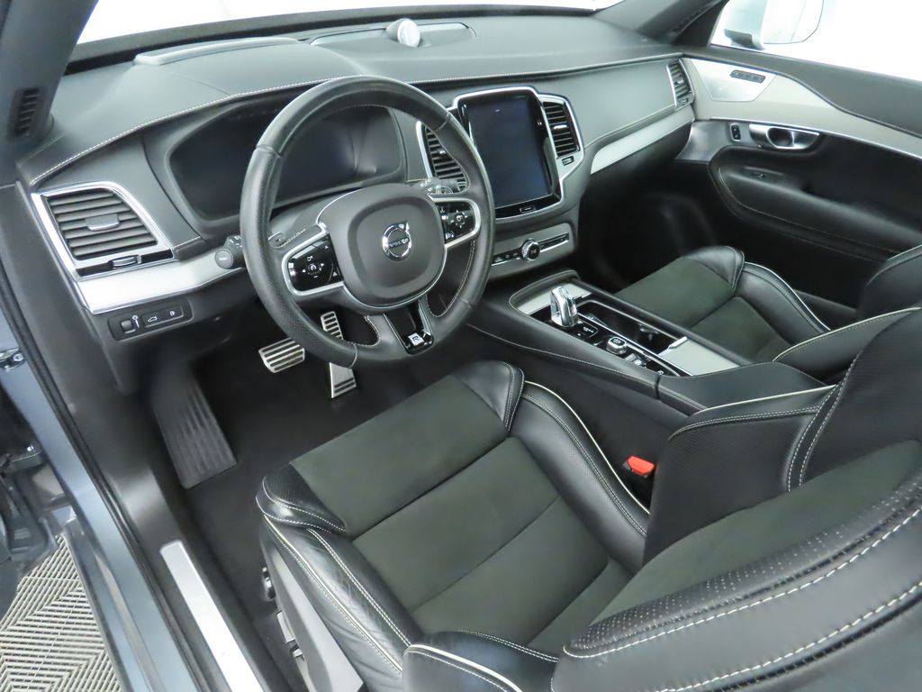 2019 Volvo XC90 T8 R-Design 9