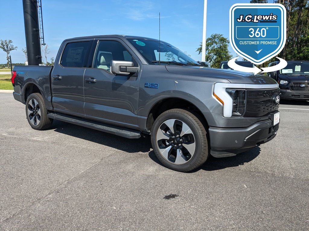 2025 Ford F-150 Lightning Platinum