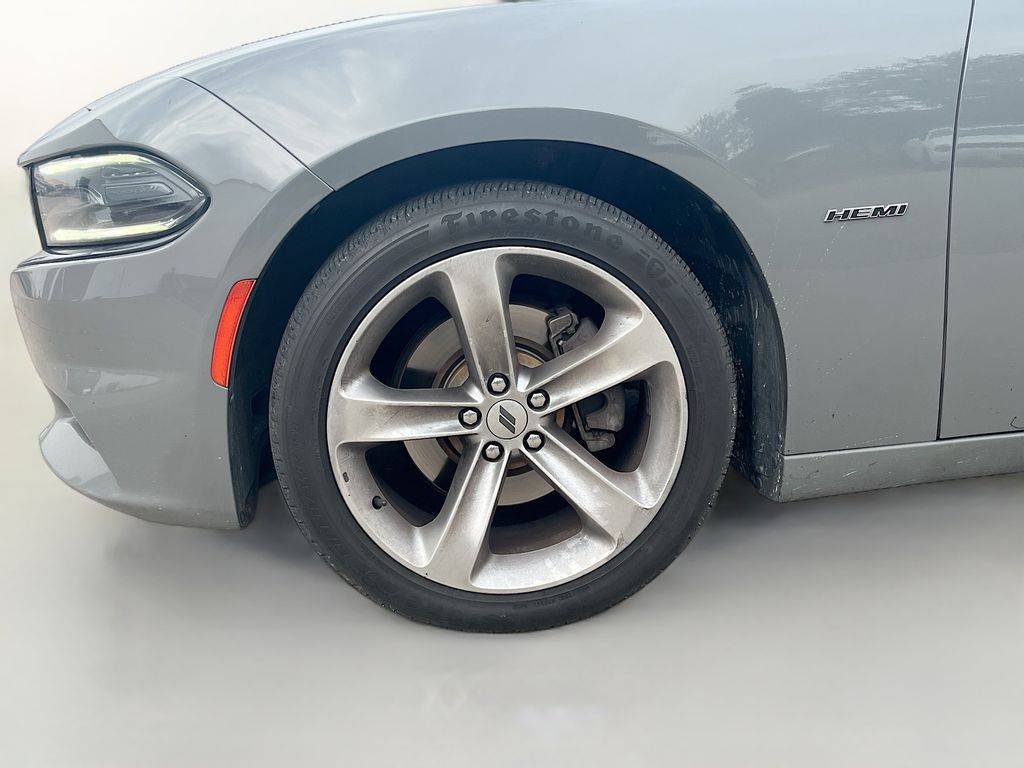 Used 2018 Gray Dodge R/T image 29