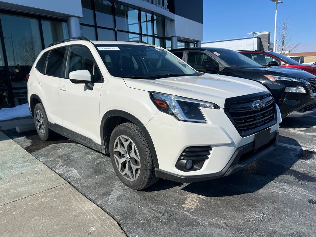 2022 Subaru Forester Premium Crossover AWD