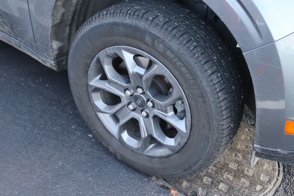 Thumbnail: 2022 Ford Maverick - 5