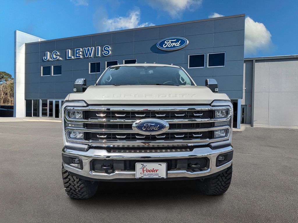 2025 Ford F-250 Super Duty Lariat
