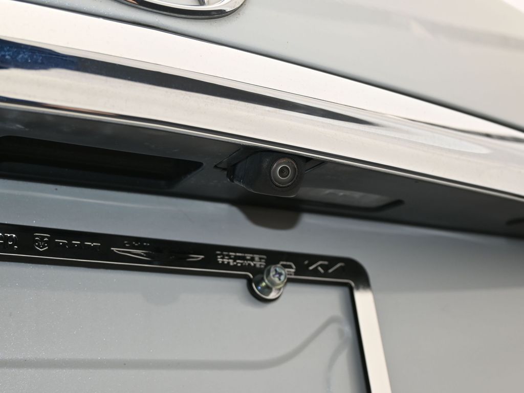 Used 2020 Black Acura Technology image 44