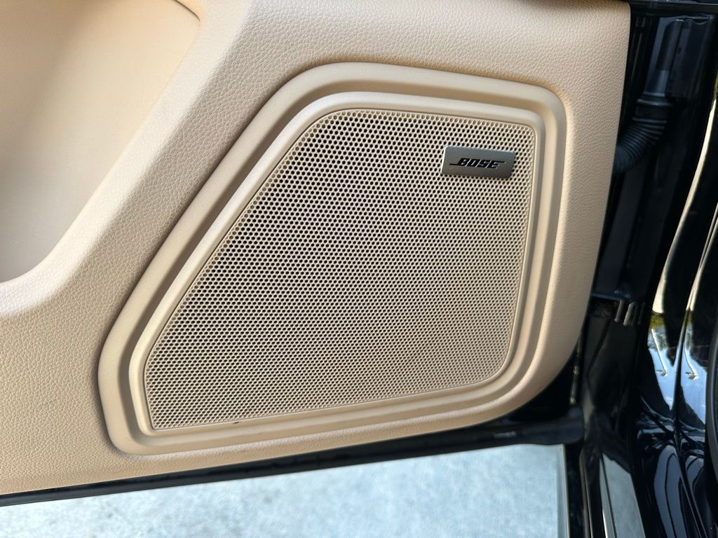 Thumbnail: 2024 Porsche Macan - 22