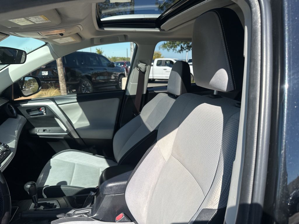 Used Car 2016 Toyota Rav4 Hybrid  Xle For Sale Under $20,000 In Austin, Texas