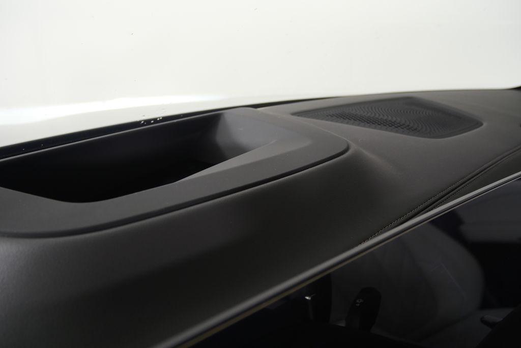 Thumbnail: 2026 BMW X5 - 18