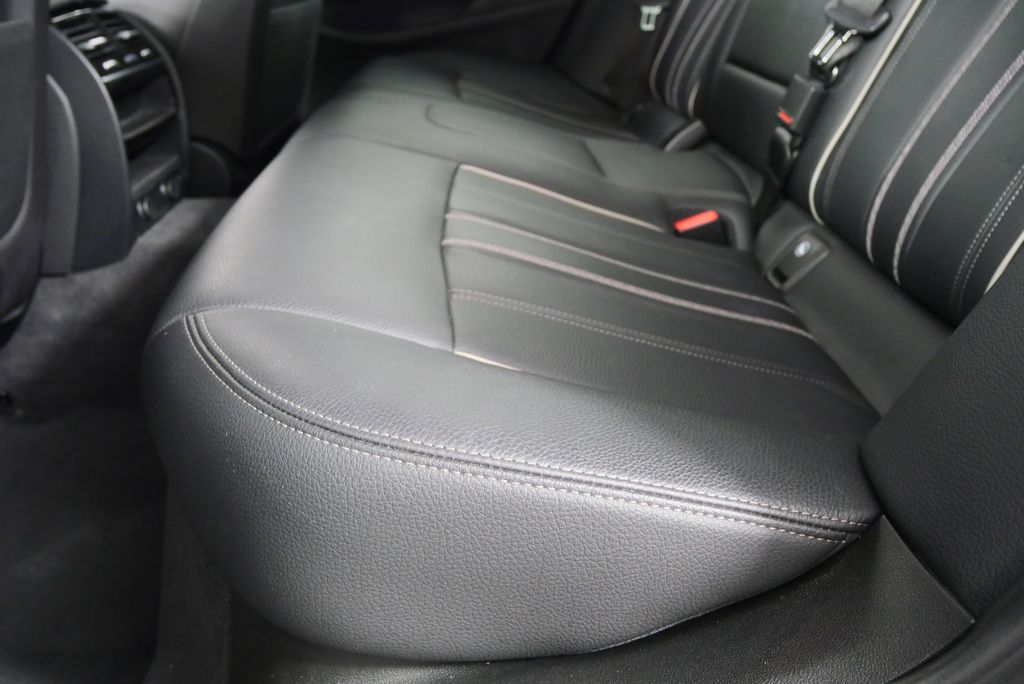 2019 BMW 5 Series 530i 15