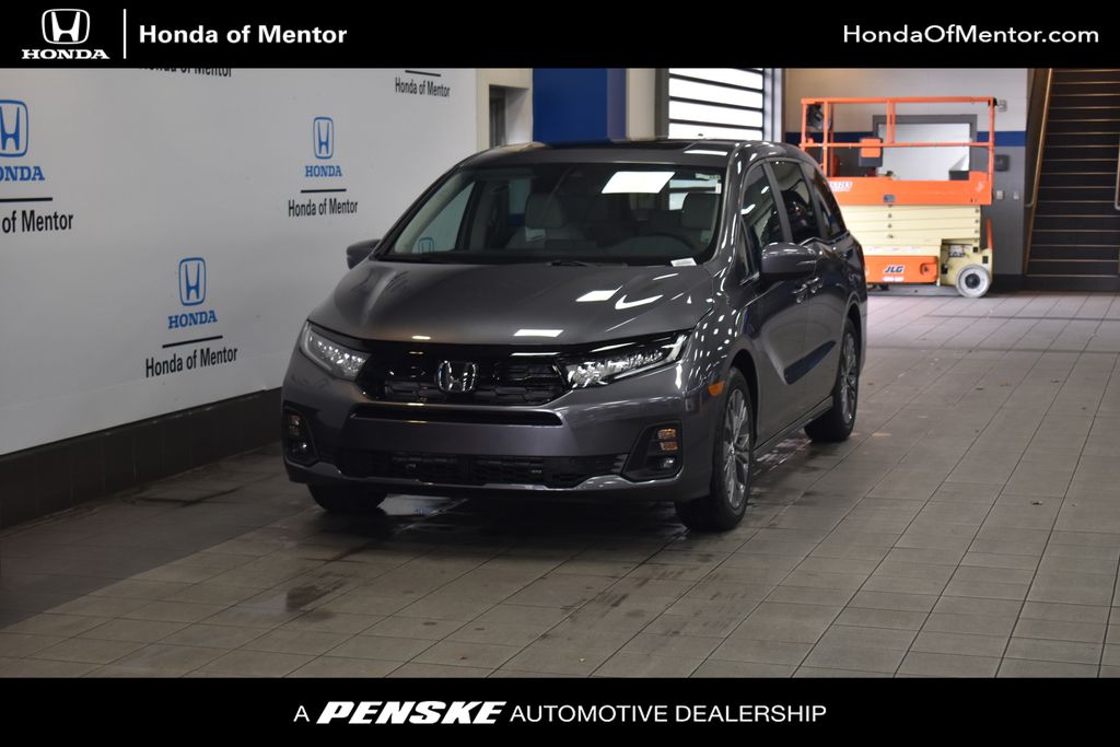 2025 Honda Odyssey Touring -
                Mentor, OH