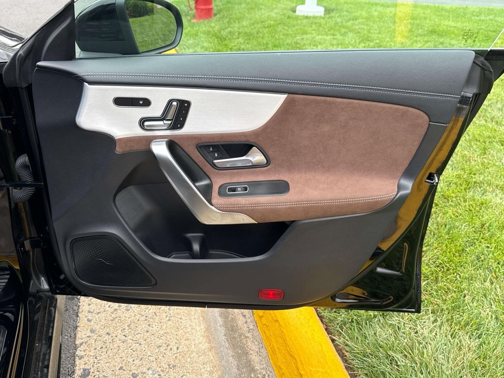 Thumbnail: 2025 Mercedes-Benz CLA - 18