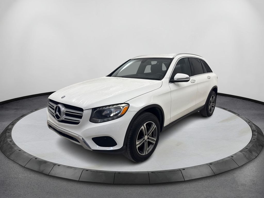 2017 Mercedes-Benz GLC GLC300's photo