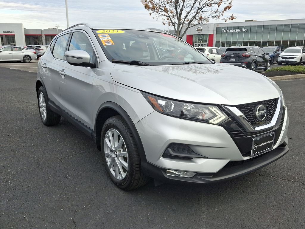 2021 Nissan Rogue Sport SV 3