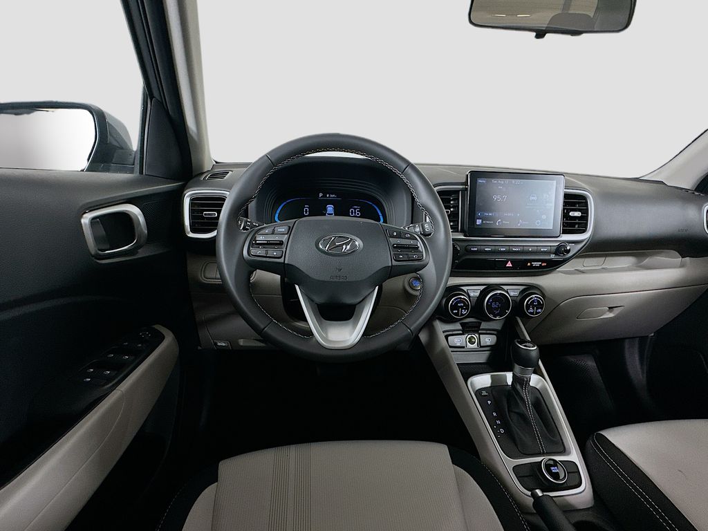 Thumbnail: 2025 Hyundai Venue - 17