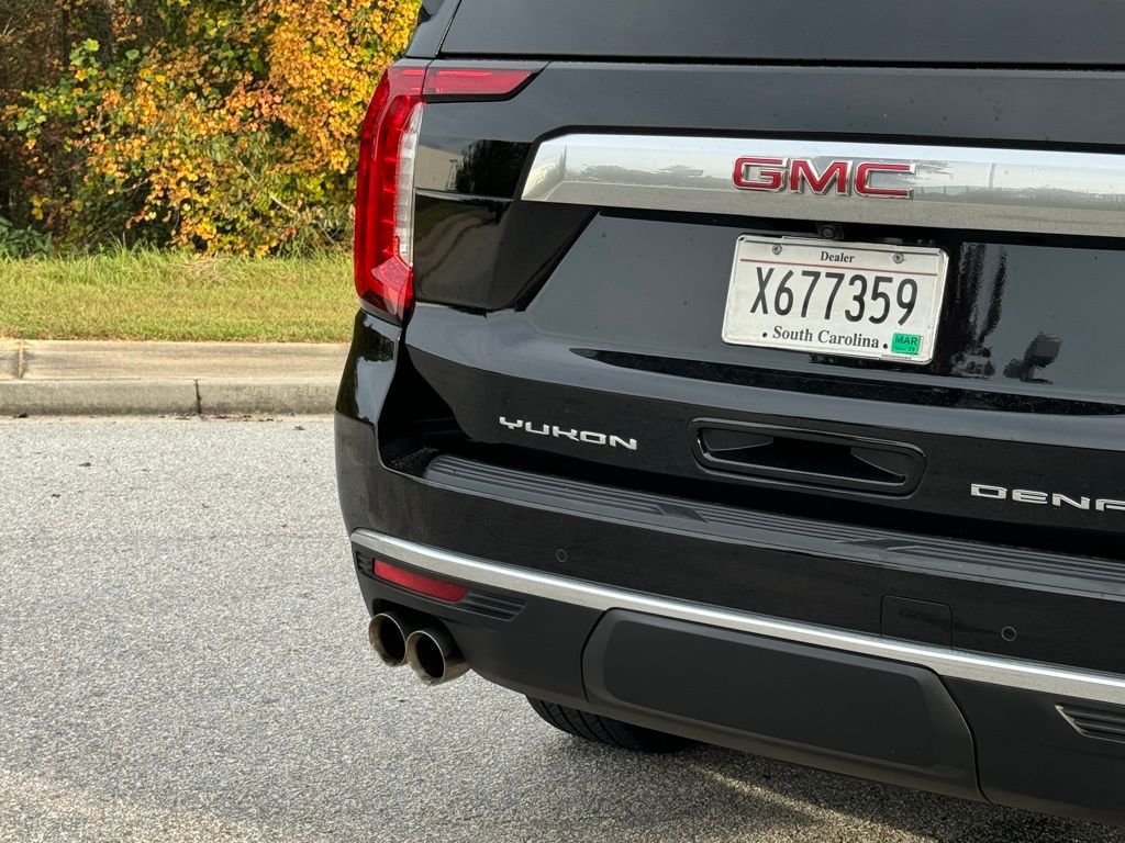 2023 GMC Yukon Denali 14