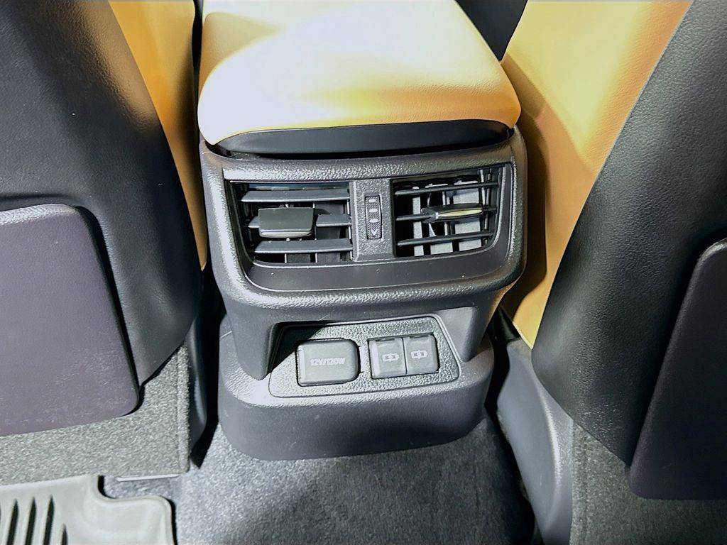 Thumbnail: 2023 Lexus ES - 25
