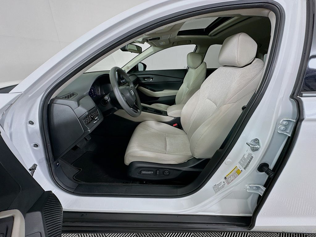 Thumbnail: 2023 Honda Accord - 21