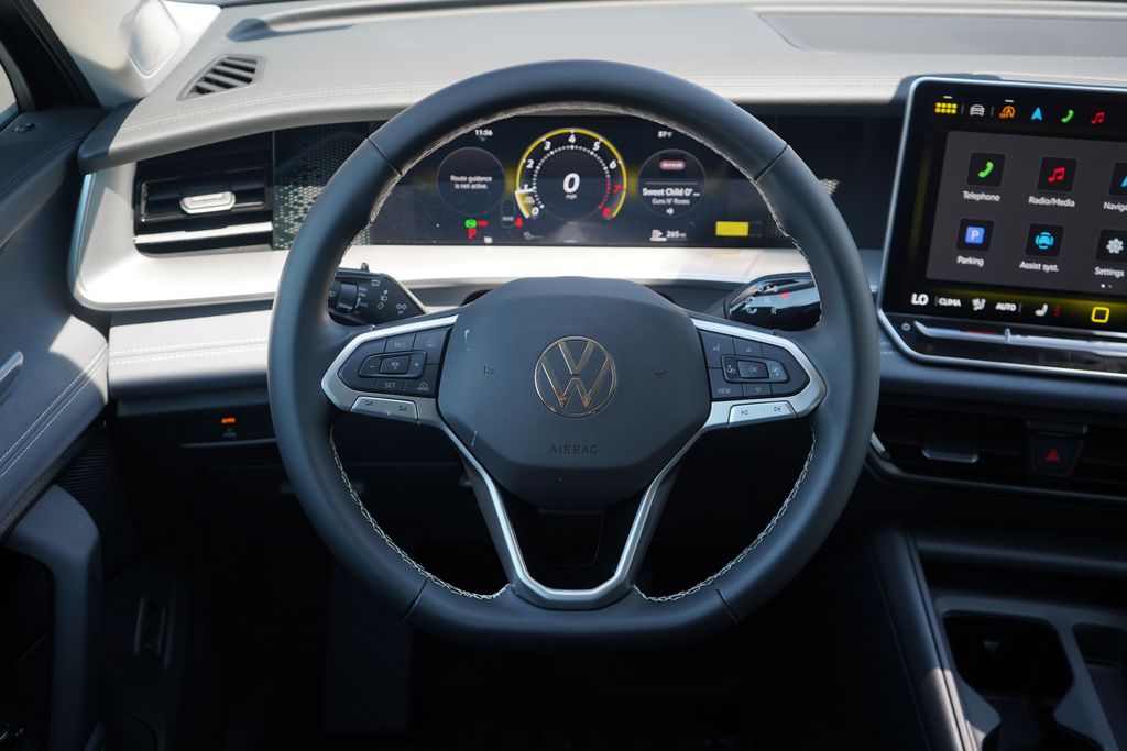 Thumbnail: 2025 Volkswagen Tiguan - 8