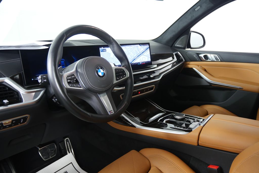 Thumbnail: 2023 BMW X7 - 13