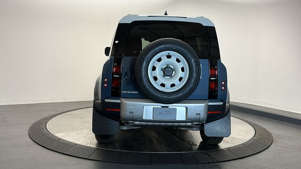 2024 Land Rover Defender 110 S 4